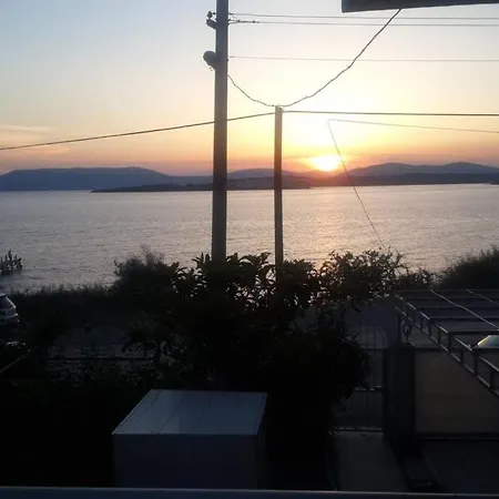 Sunset-denize Sifir Konumda, Esyali Yazlik * Seferihisar